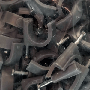 Кабельна кліпса з цвяхом D25 мм (тримач трубі, гофри), сірий, GC-9C Антек AT-24125